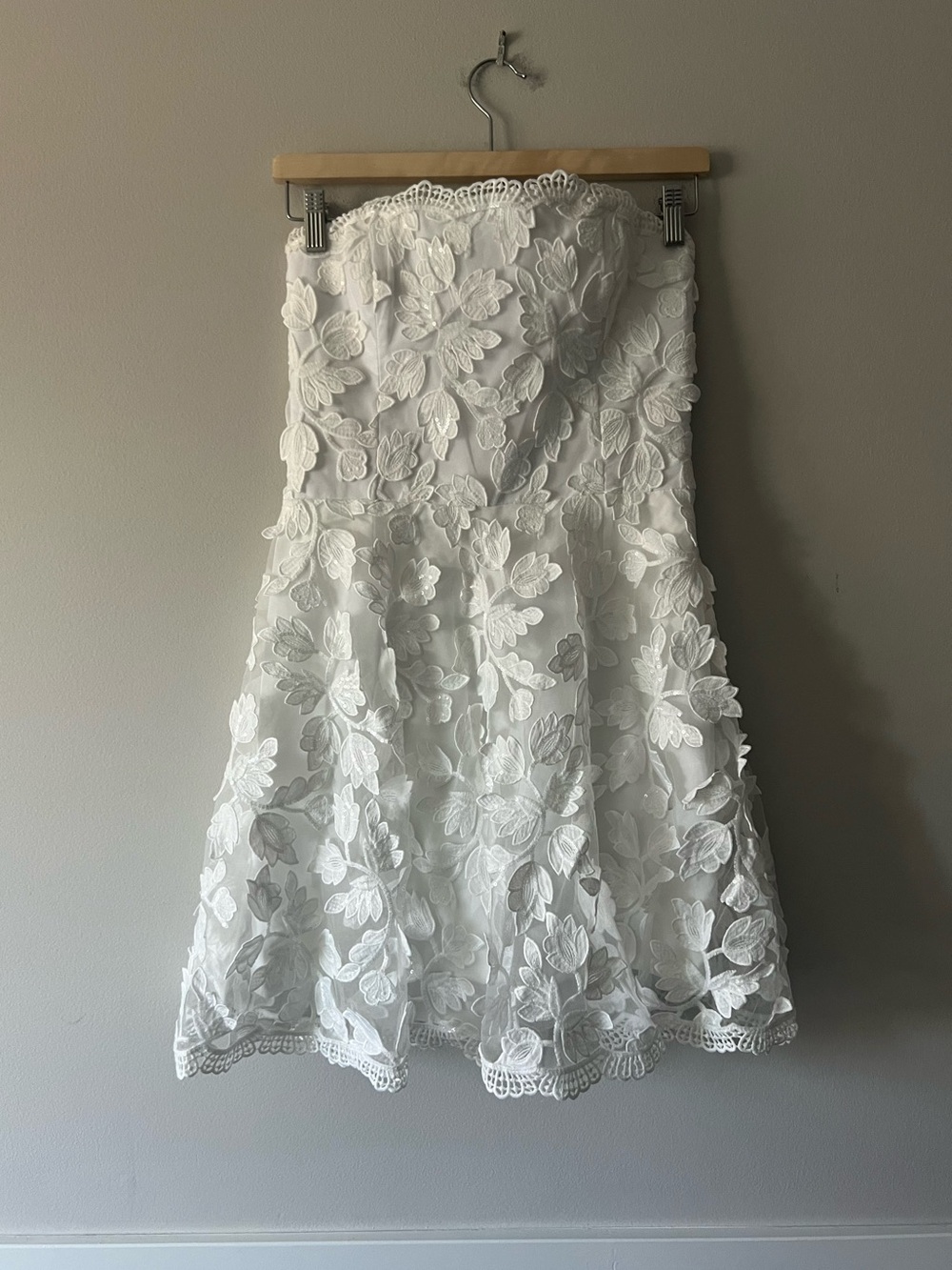 HELSI White Floral Embroidered Strapless Corset Mini Dress Size M